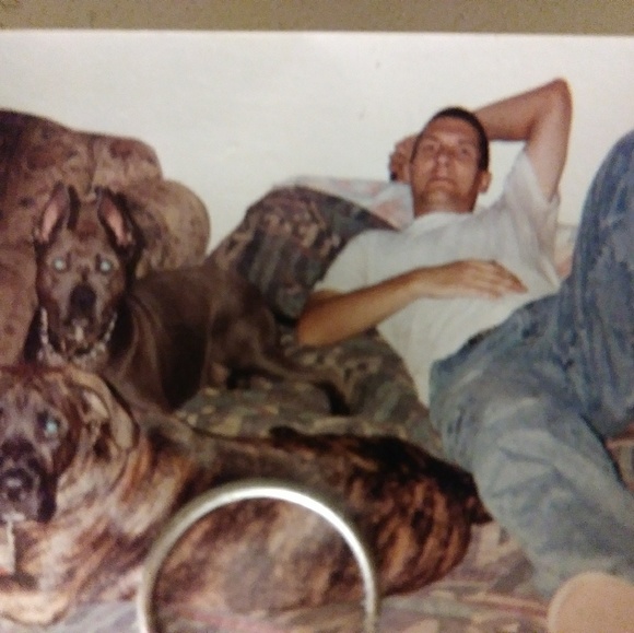 Meet your Posher, Chad - Picture 1 of 1